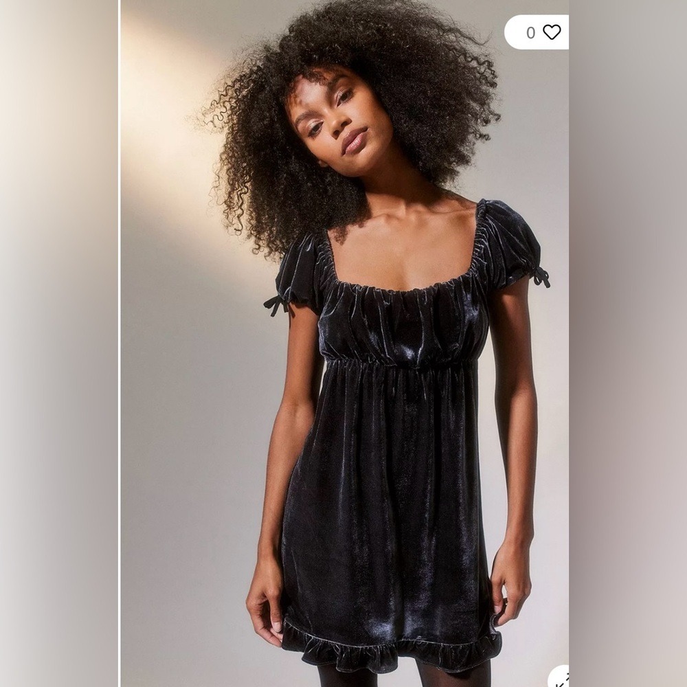 Urban Outfitters Black Claudette Velvet Babydoll Mini Dress‎ Gothic Size Small
